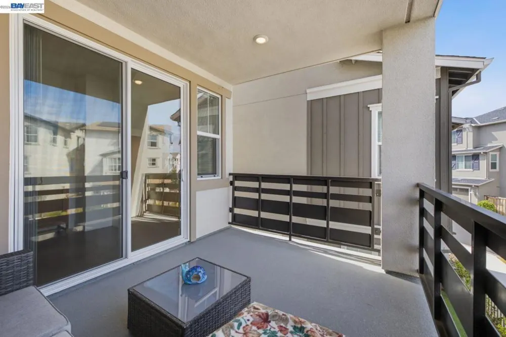 9755 Pontoon Way Newark, CA 94560