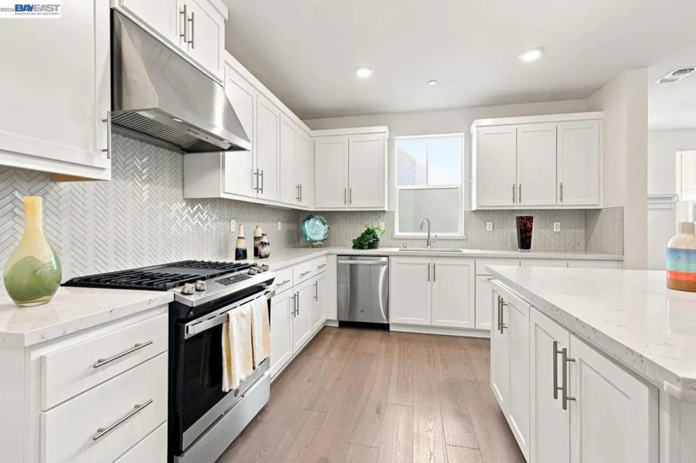 9755 Pontoon Way Newark, CA 94560