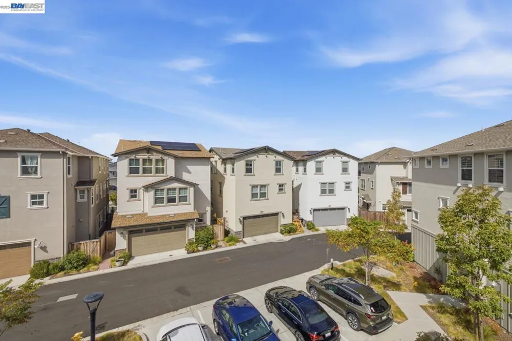 9755 Pontoon Way Newark, CA 94560
