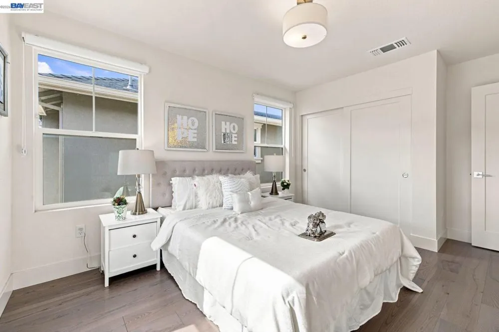 9755 Pontoon Way Newark, CA 94560