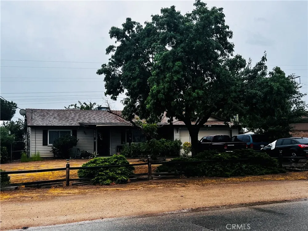 17817 Redding Hesperia, CA 92345