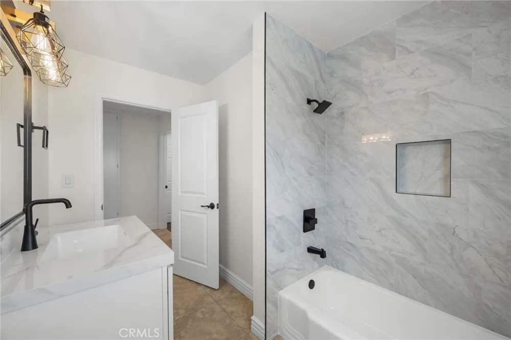 831 E Hoover Orange, CA 92867