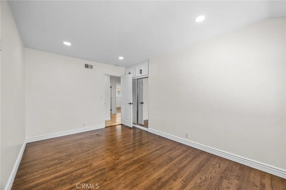 831 E Hoover Orange, CA 92867