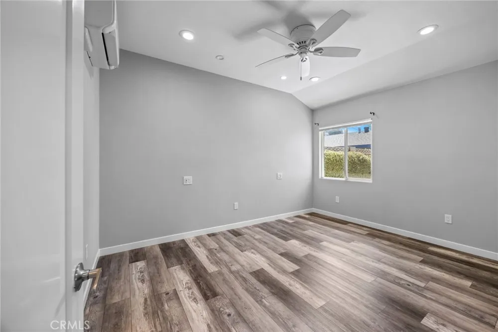 831 E Hoover Orange, CA 92867