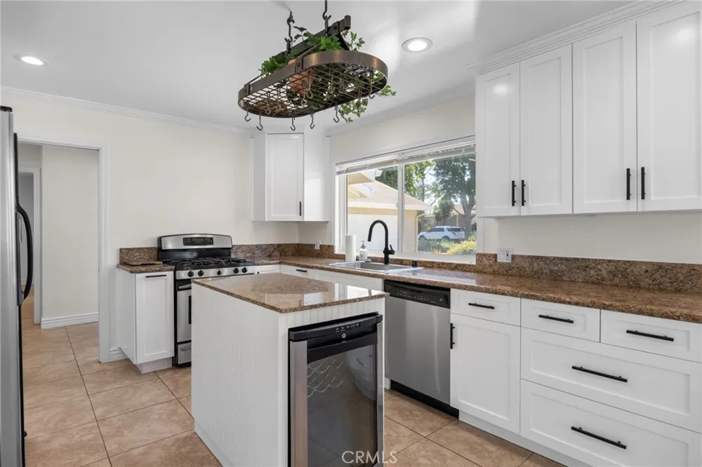 831 E Hoover Orange, CA 92867