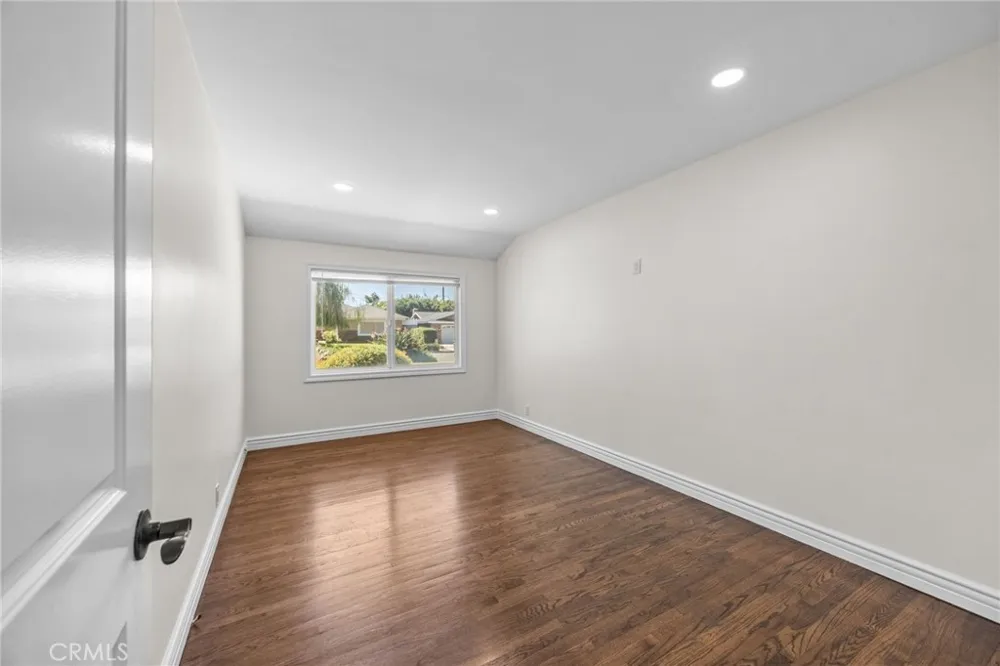 831 E Hoover Orange, CA 92867