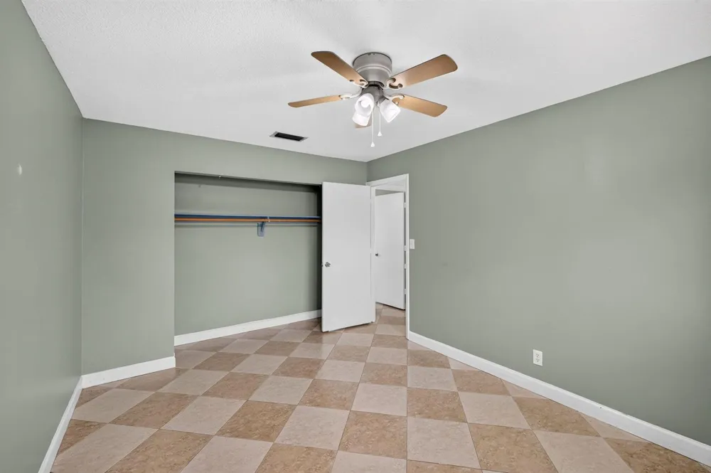 241 NW 49TH STREET Oakland Park, FL 33309