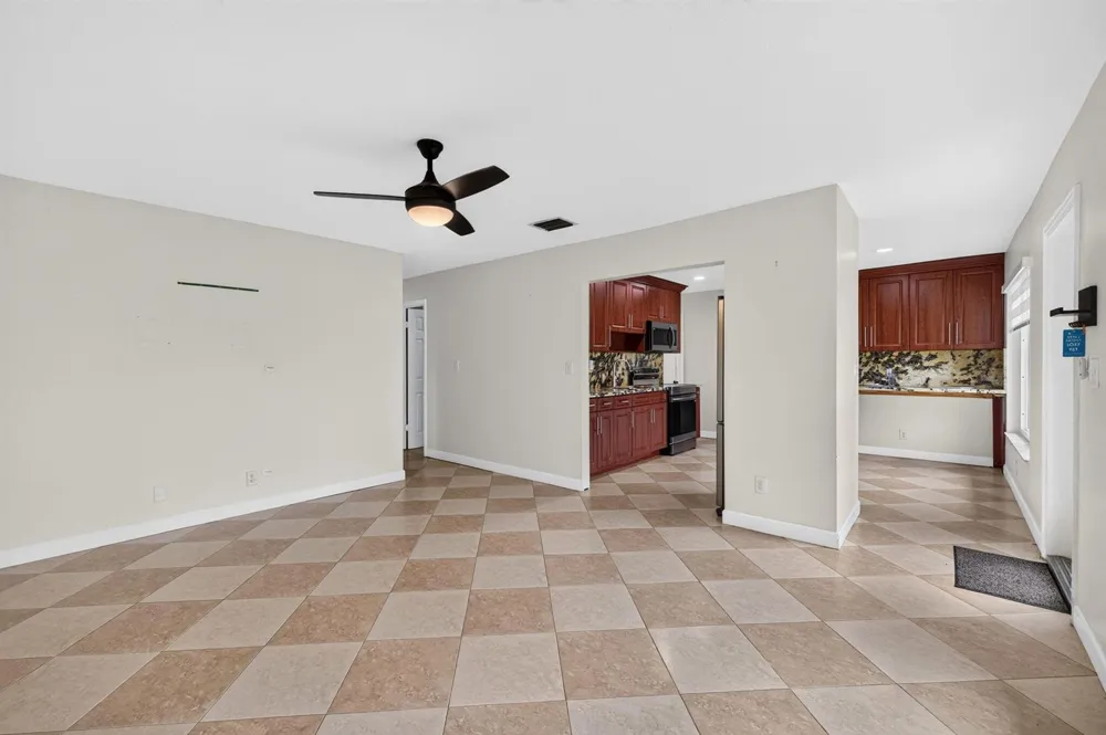 241 NW 49TH STREET Oakland Park, FL 33309