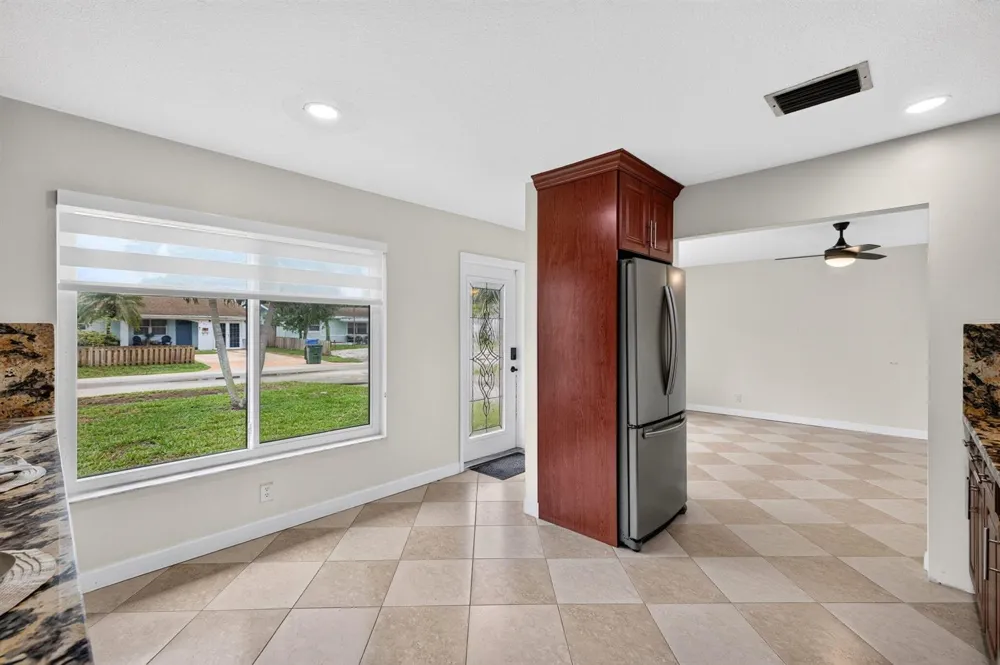 241 NW 49TH STREET Oakland Park, FL 33309