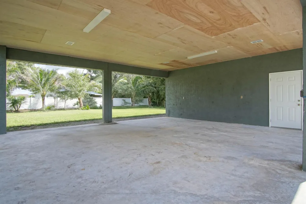 2055 SW 3rd Street Okeechobee, FL 34974