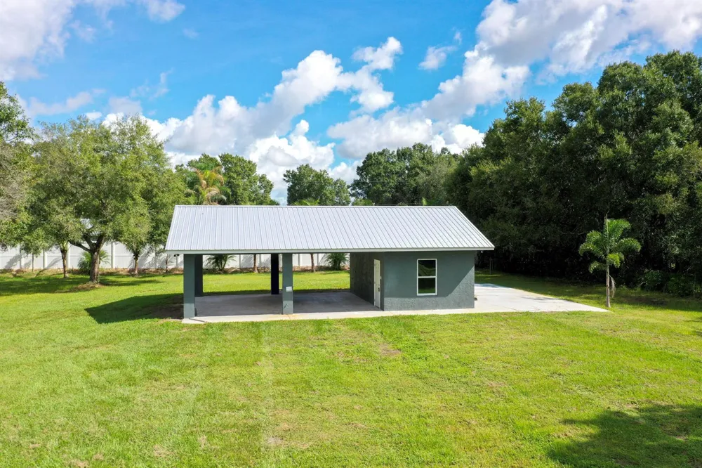 2055 SW 3rd Street Okeechobee, FL 34974