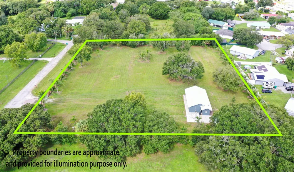 2055 SW 3rd Street Okeechobee, FL 34974