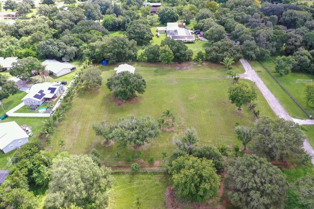 2055 SW 3rd Street Okeechobee, FL 34974