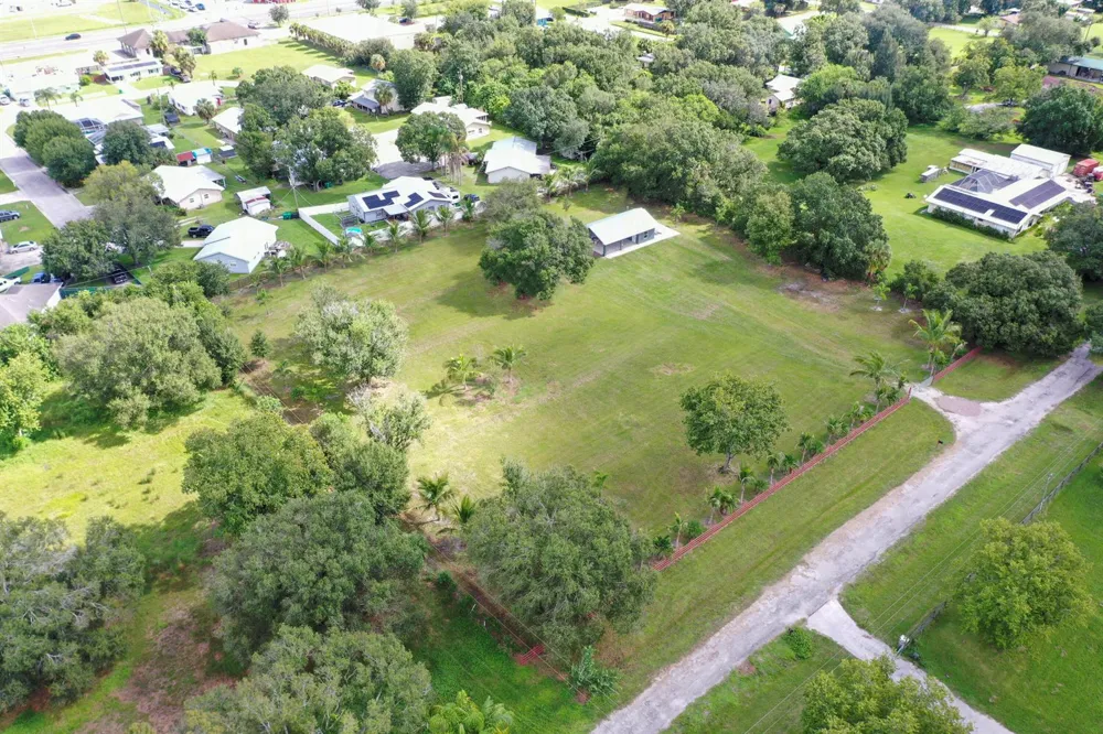 2055 SW 3rd Street Okeechobee, FL 34974