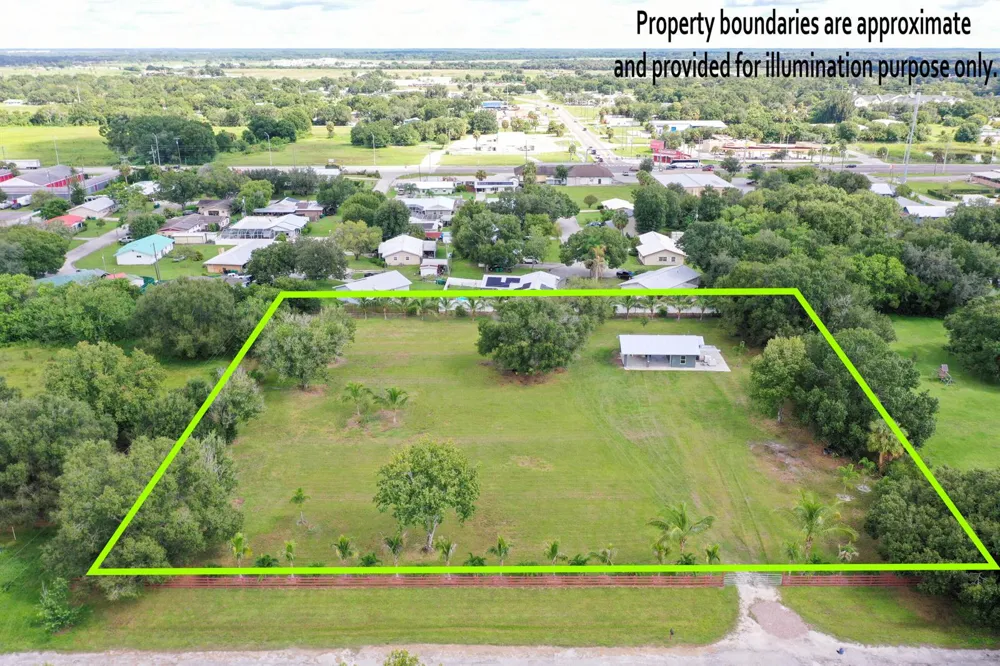2055 SW 3rd Street Okeechobee, FL 34974