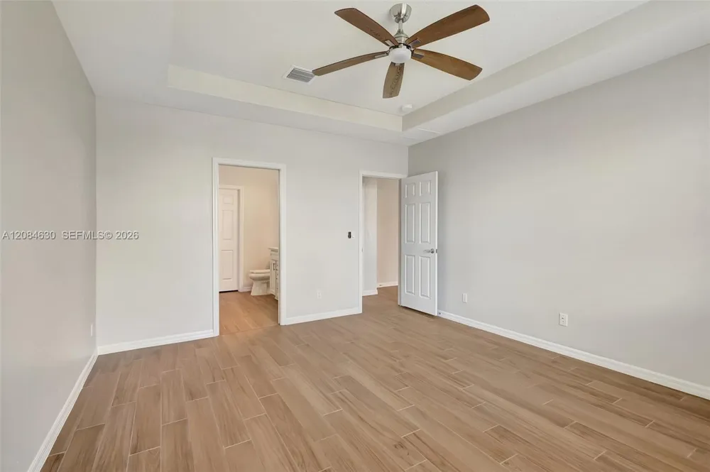 727 SE Boboli Way Port St. Lucie, FL 34984