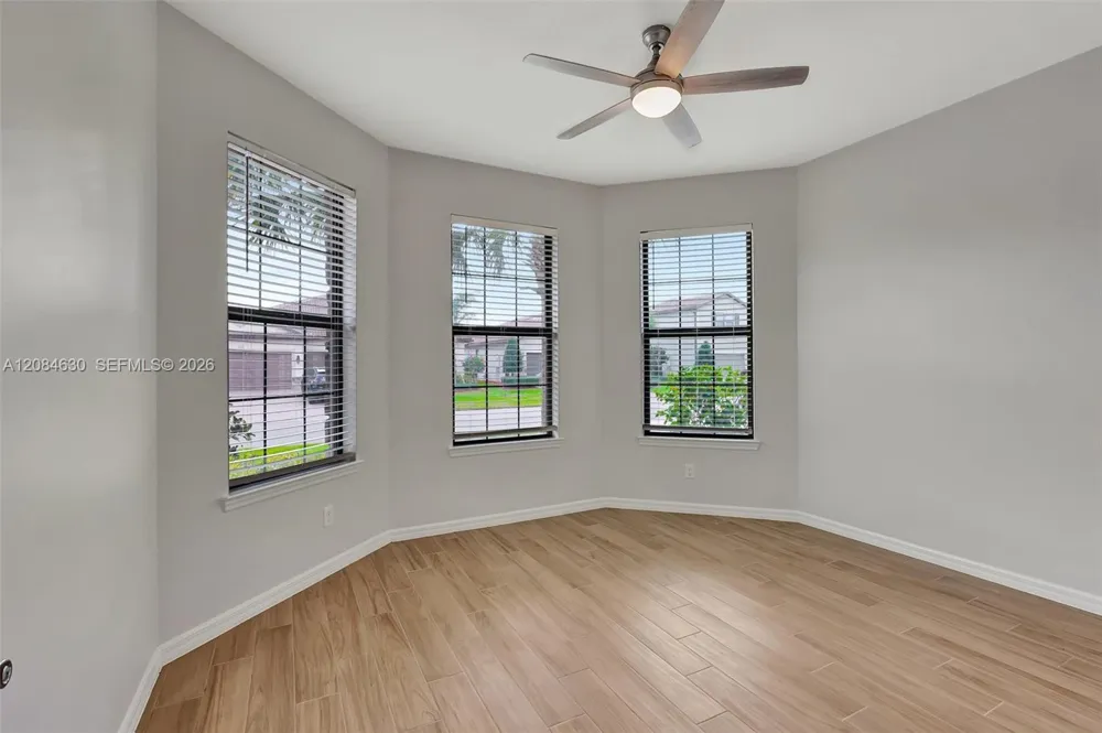 727 SE Boboli Way Port St. Lucie, FL 34984