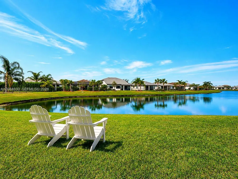 727 SE Boboli Way Port St. Lucie, FL 34984