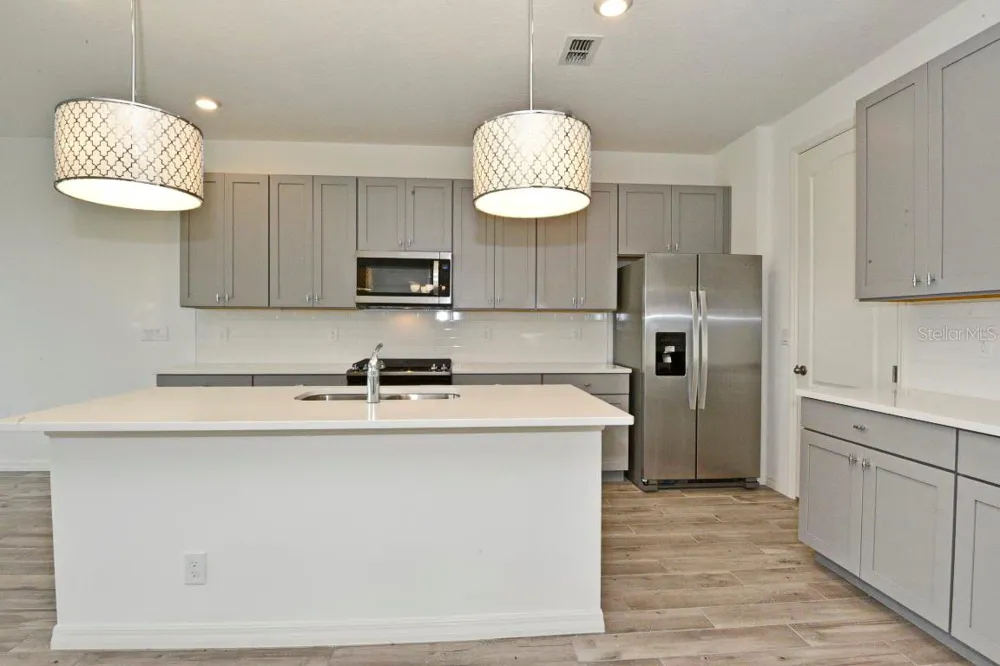 720 BENOI DRIVE Davenport, FL 33837