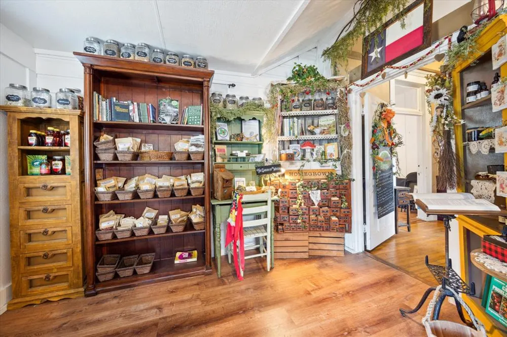 1002 Chestnut Street #A Bastrop, TX 78602