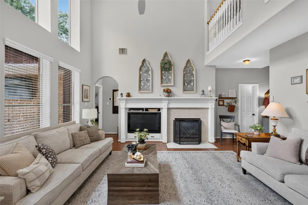 30 Murmuring Creek Place The Woodlands, TX 77385
