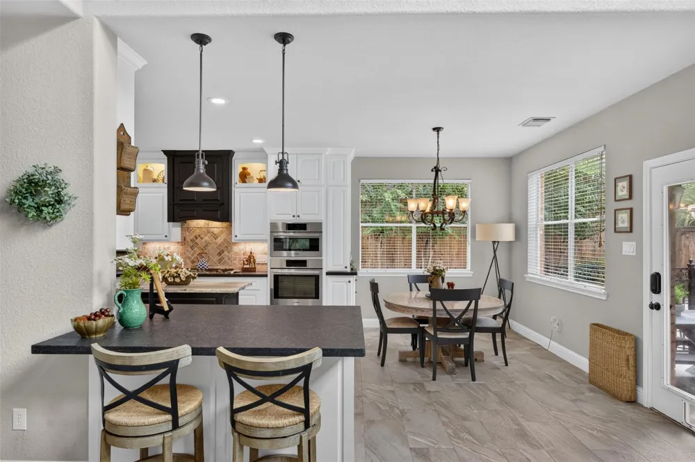 30 Murmuring Creek Place The Woodlands, TX 77385
