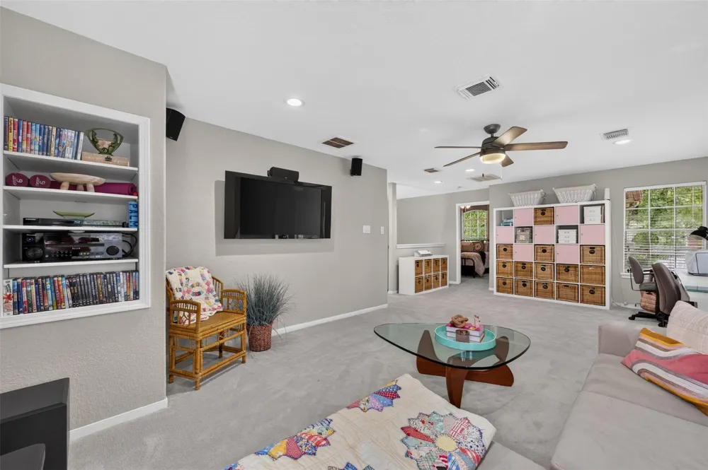 30 Murmuring Creek Place The Woodlands, TX 77385