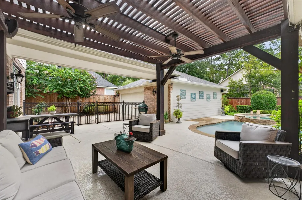 30 Murmuring Creek Place The Woodlands, TX 77385