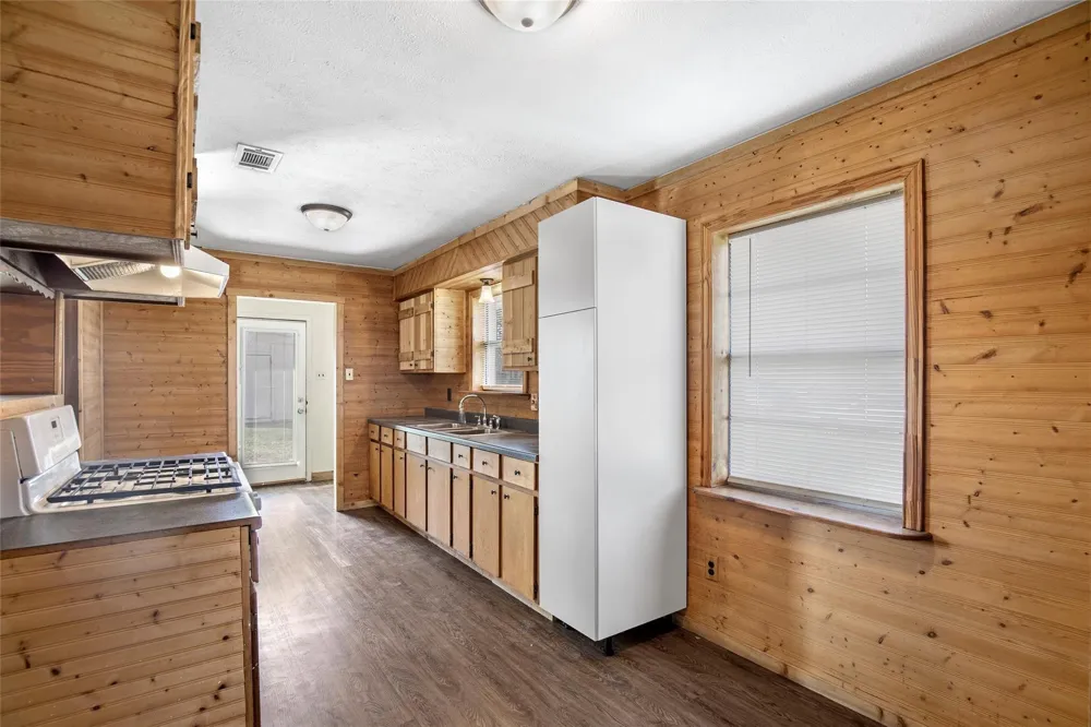 17219 Janacek Road Crosby, TX 77532