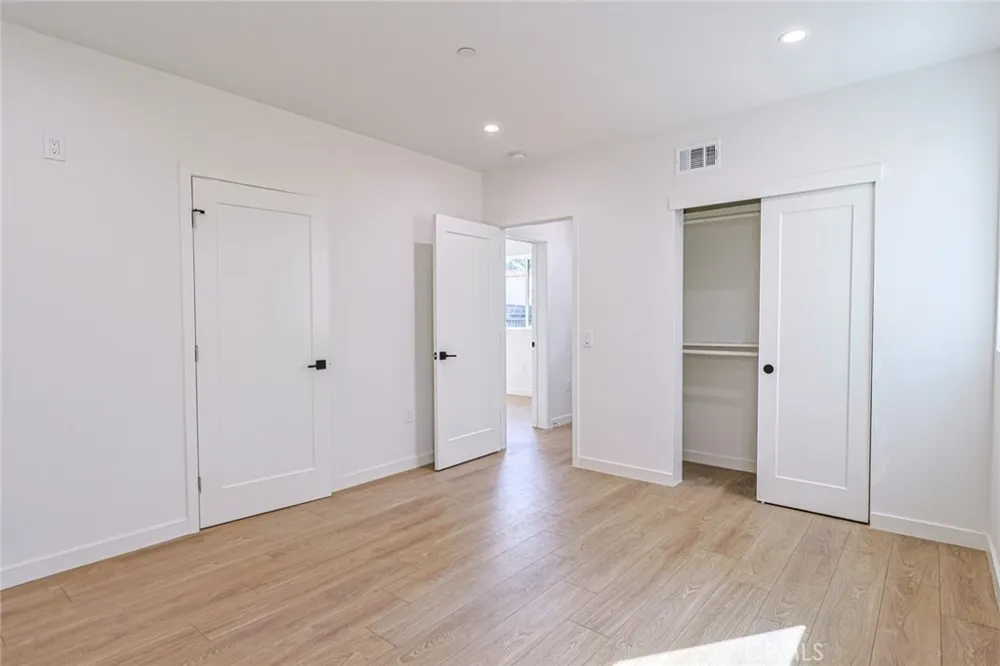 1227 June St Hollywood, CA 90038