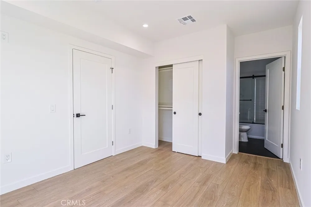 1227 June St Hollywood, CA 90038