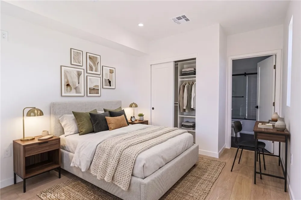 1227 June St Hollywood, CA 90038