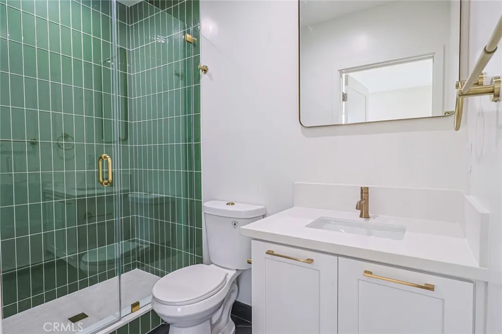 1227 June St Hollywood, CA 90038
