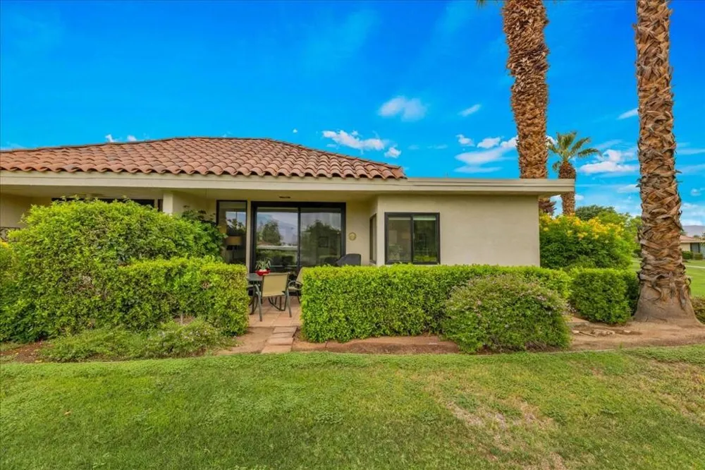 737 Madrid Circle Palm Springs, CA 92262