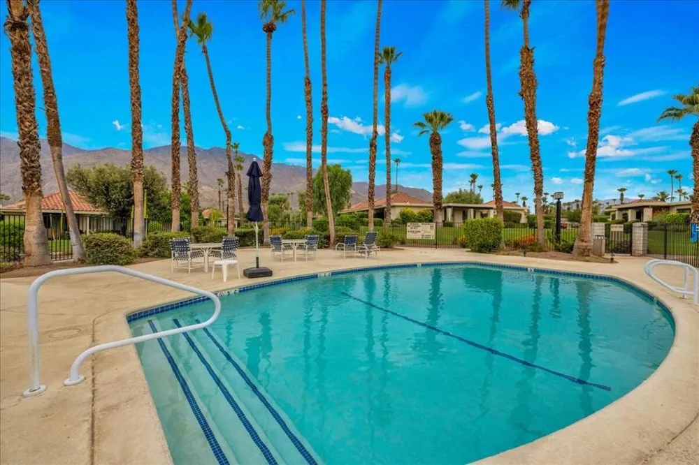 737 Madrid Circle Palm Springs, CA 92262