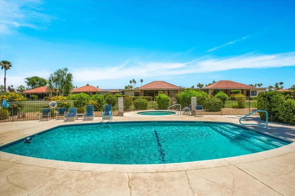 737 Madrid Circle Palm Springs, CA 92262