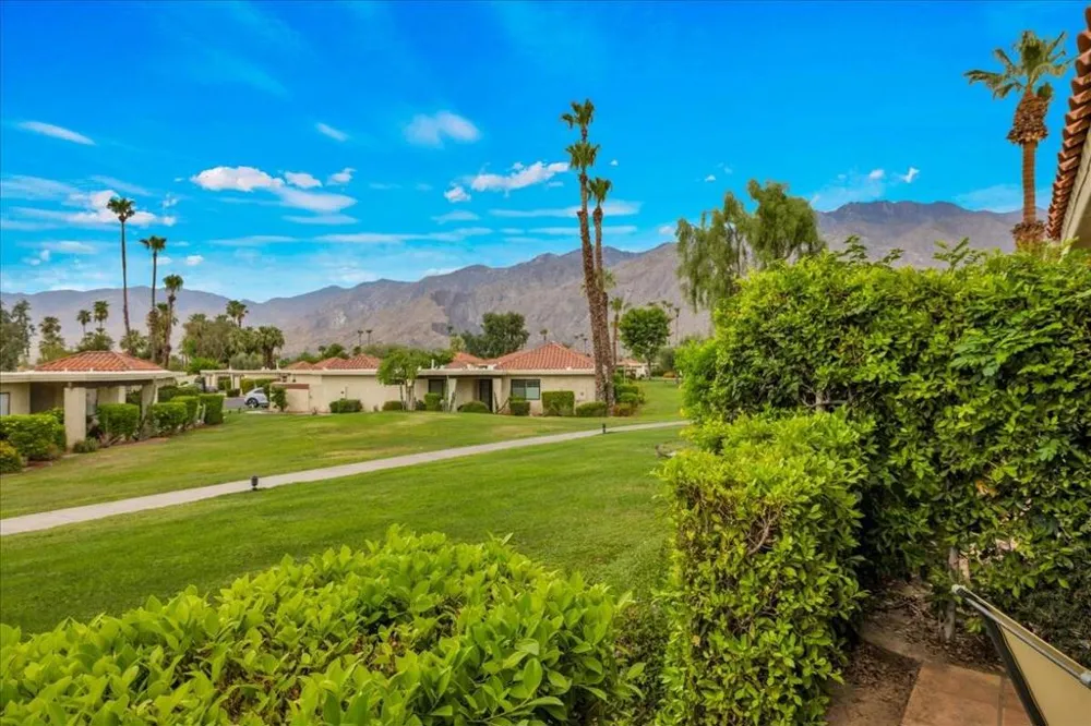 737 Madrid Circle Palm Springs, CA 92262
