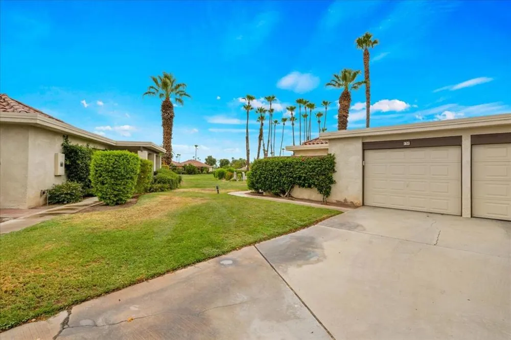 737 Madrid Circle Palm Springs, CA 92262