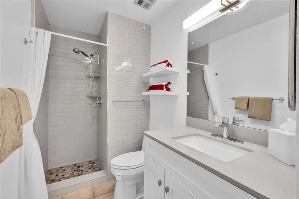 737 Madrid Circle Palm Springs, CA 92262