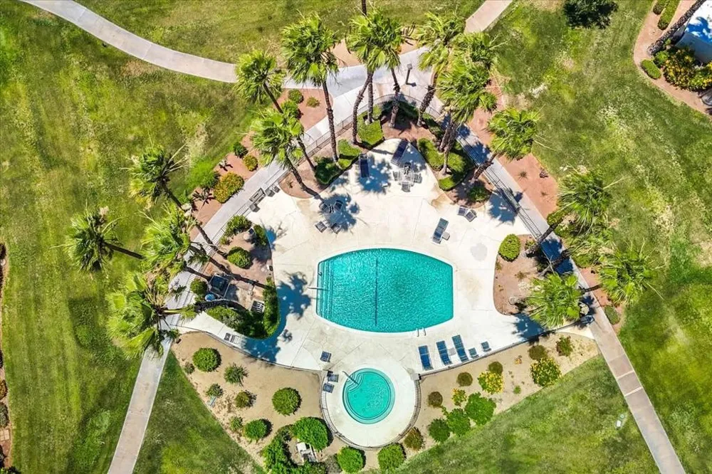 737 Madrid Circle Palm Springs, CA 92262