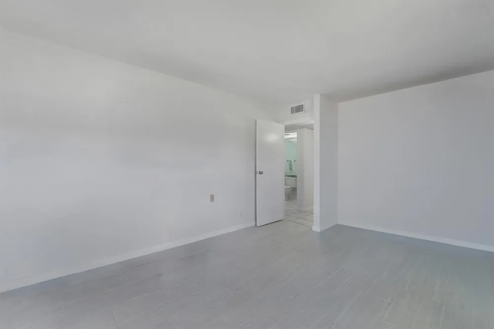 173 Valencia H Delray Beach, FL 33446