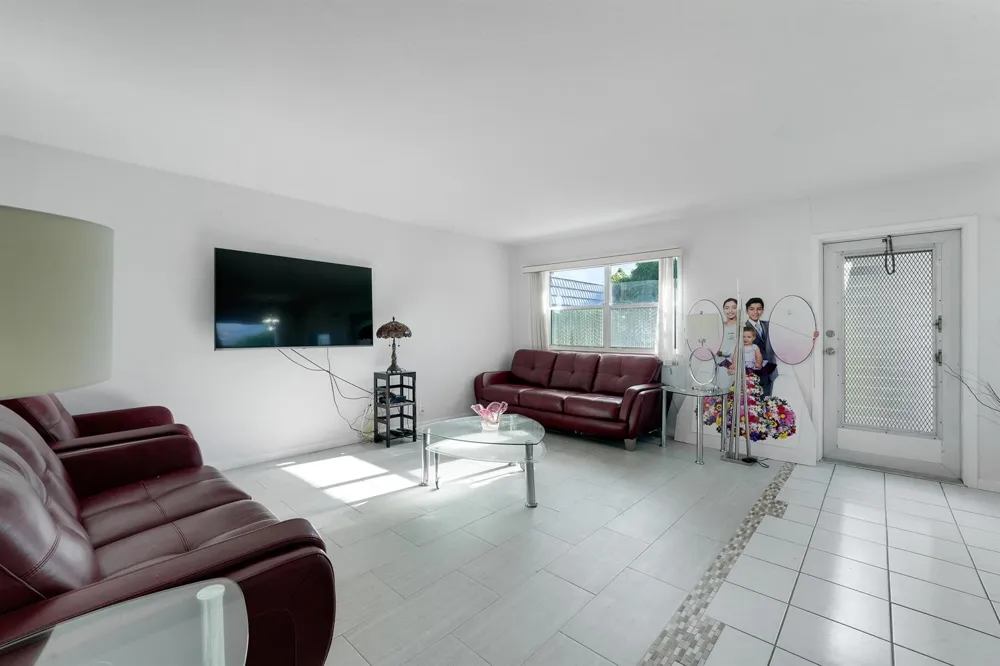 173 Valencia H Delray Beach, FL 33446