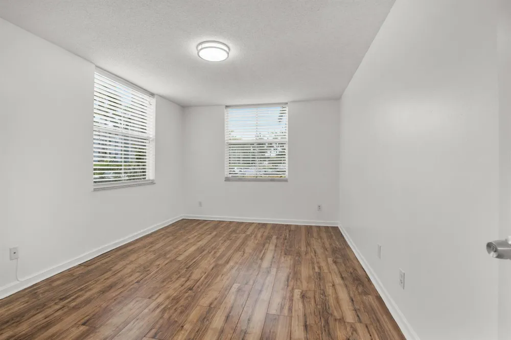 1341 SE 3RD AVENUE #112 Dania Beach, FL 33004