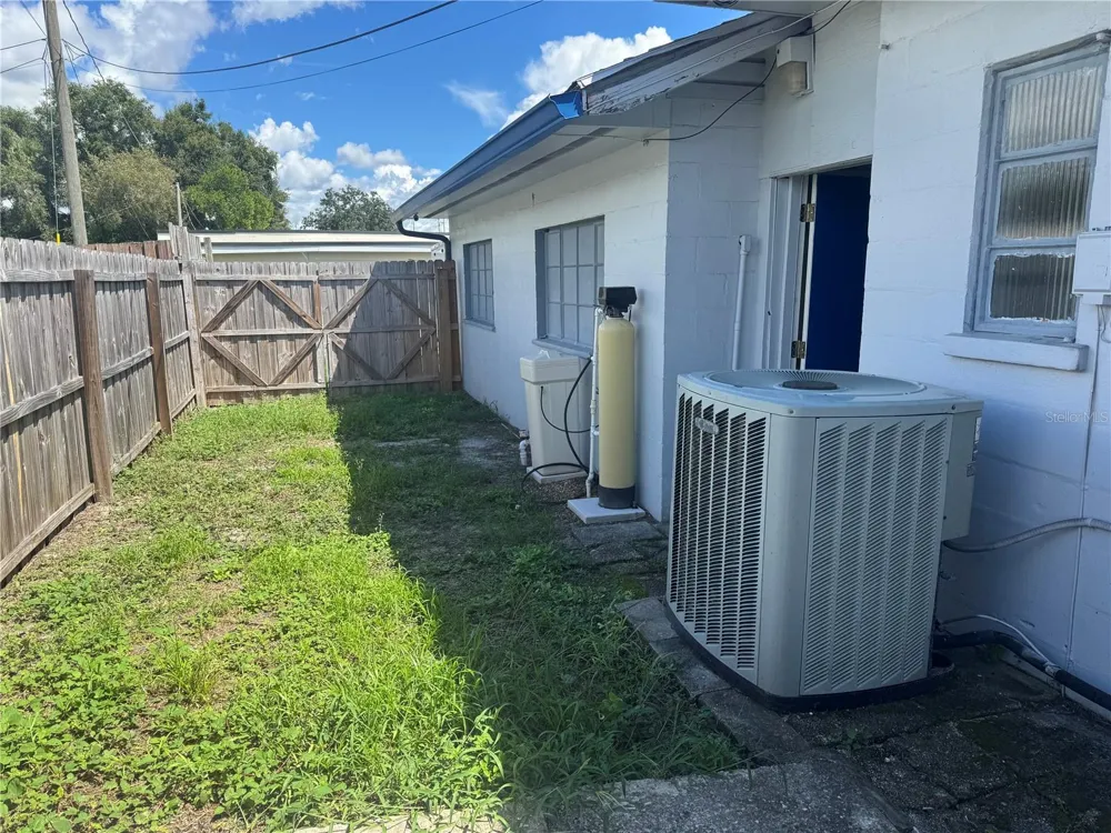 2315 W OLD US HIGHWAY 441 Mount Dora, FL 32757