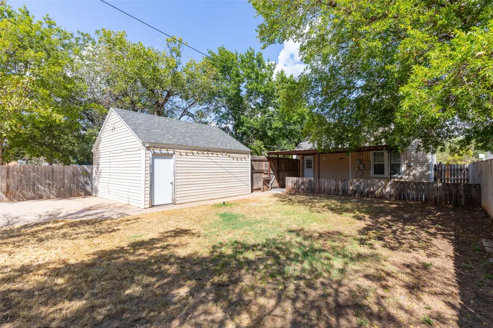890 Ballinger Street Abilene, TX 79605