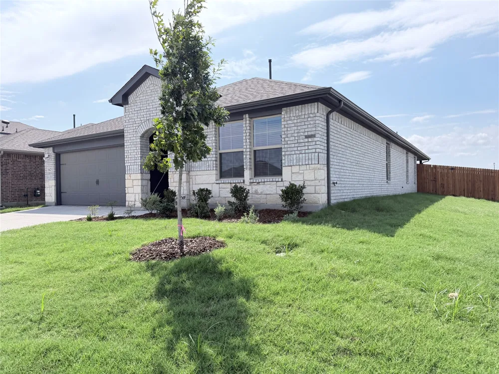 629 Dunham Road Nevada, TX 75135