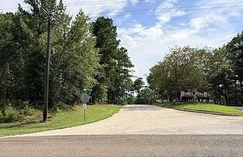 Kings Point Drive