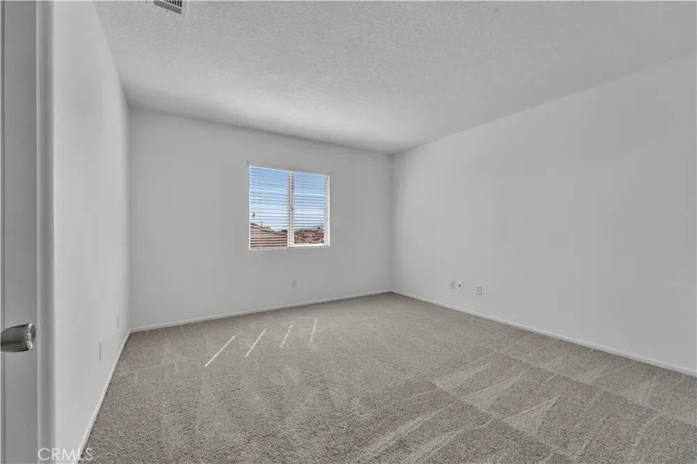 837 Vandal Way Palmdale, CA 93551