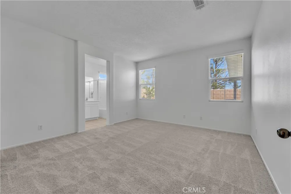 837 Vandal Way Palmdale, CA 93551