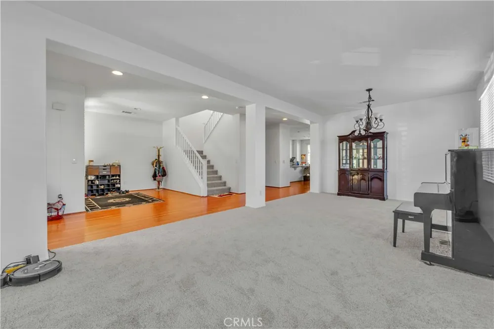 837 Vandal Way Palmdale, CA 93551